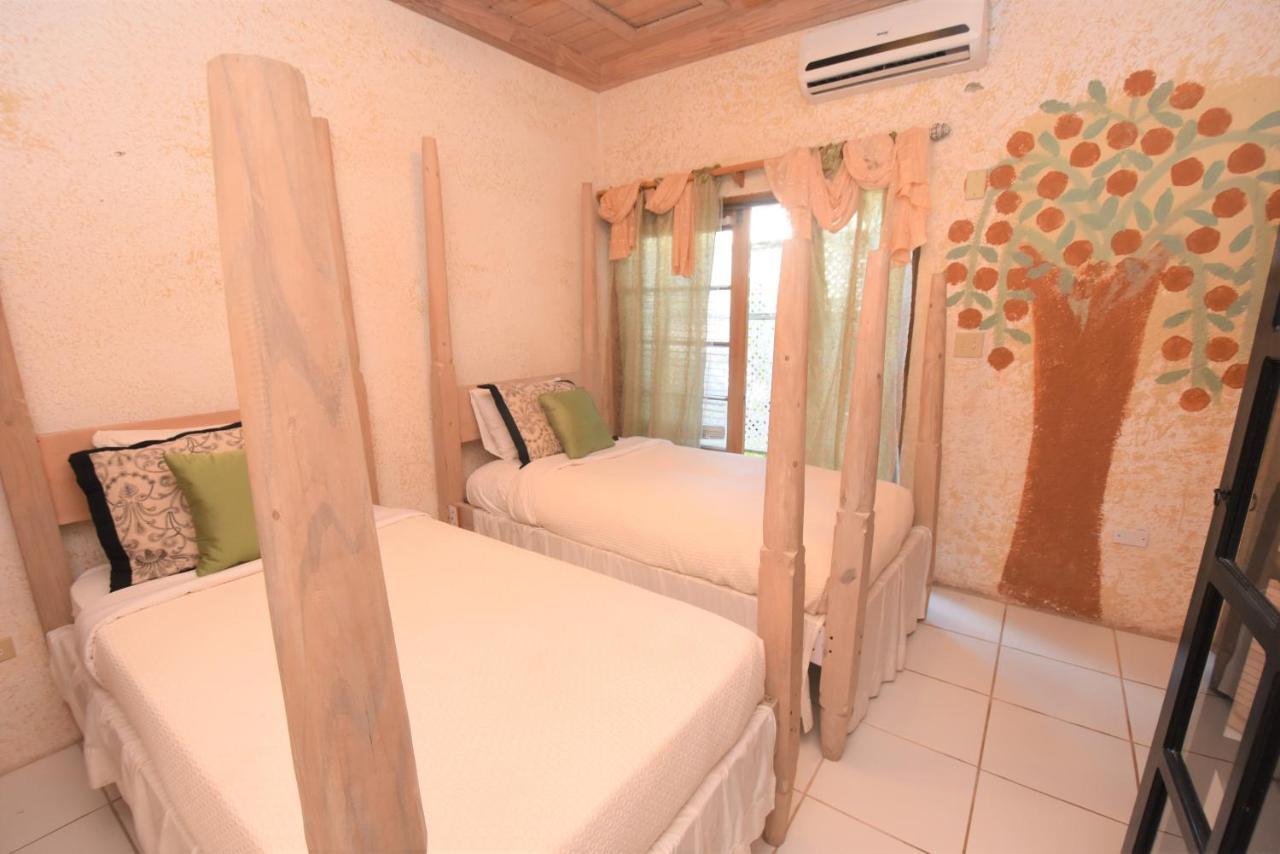 The Sugar Apple Lodging Dunmore Town Экстерьер фото
