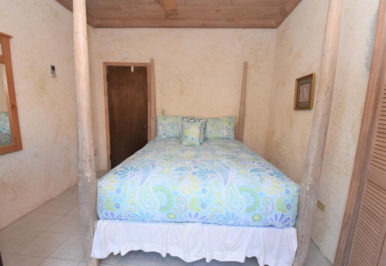 The Sugar Apple Lodging Dunmore Town Экстерьер фото