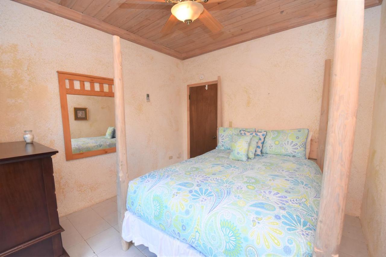 The Sugar Apple Lodging Dunmore Town Экстерьер фото